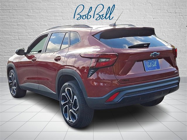2025 Chevrolet Trax photo 4