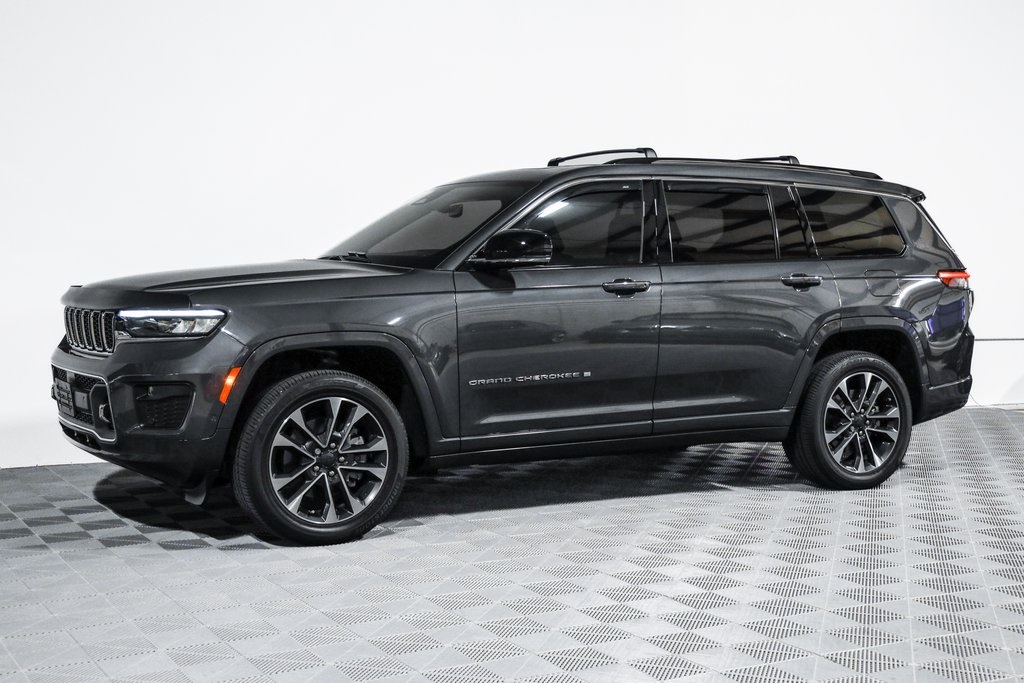 2022 Jeep Grand Cherokee Overland photo 18