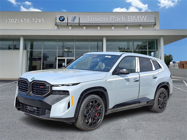 2026 BMW XM Base's photo