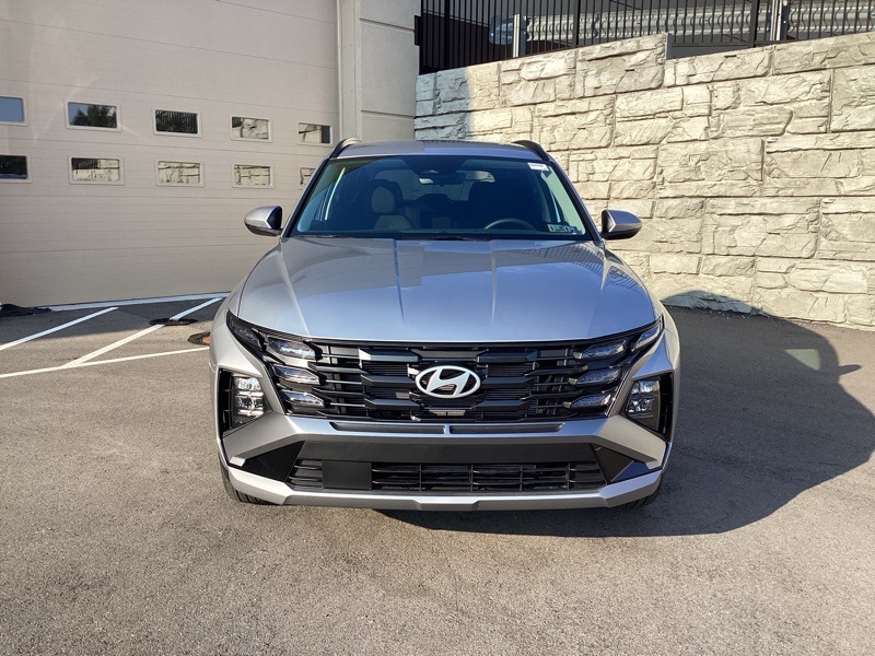 2025 Hyundai Tucson SEL photo 2