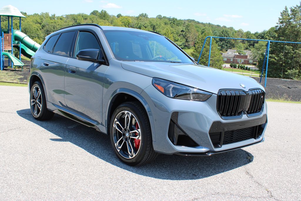 2025 Bmw X1 M35i photo 2