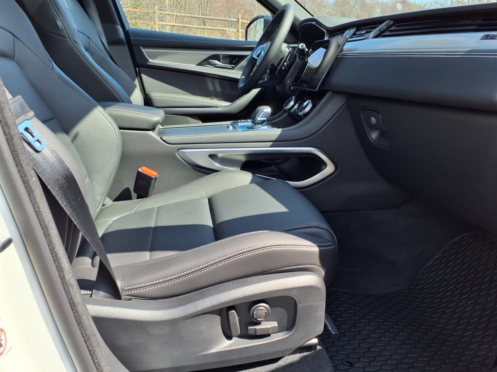 2026 Jaguar F-PACE P250 R-Dynamic S photo 3