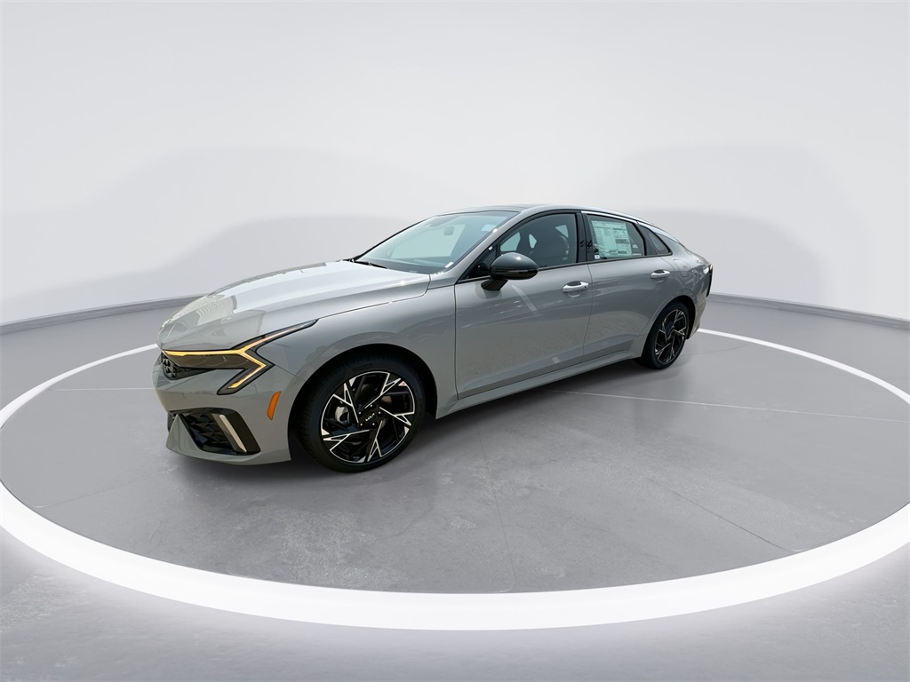 2025 Kia K5 GT-Line photo 4