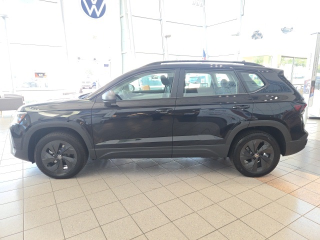 2025 Volkswagen Taos S photo 4