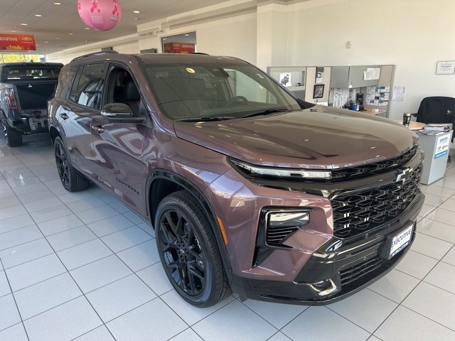 2026 Chevrolet Traverse RS photo 2