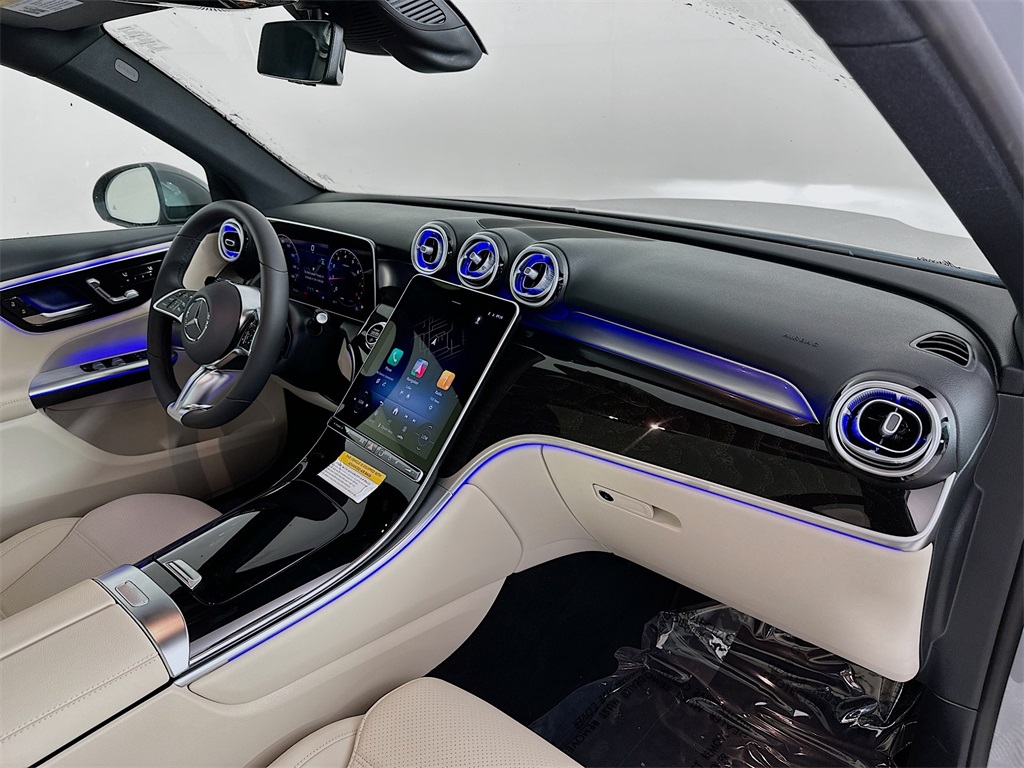 2026 Mercedes Benz GLC 300 photo 29