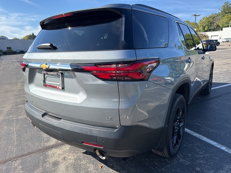 2023 Chevrolet Traverse photo 3