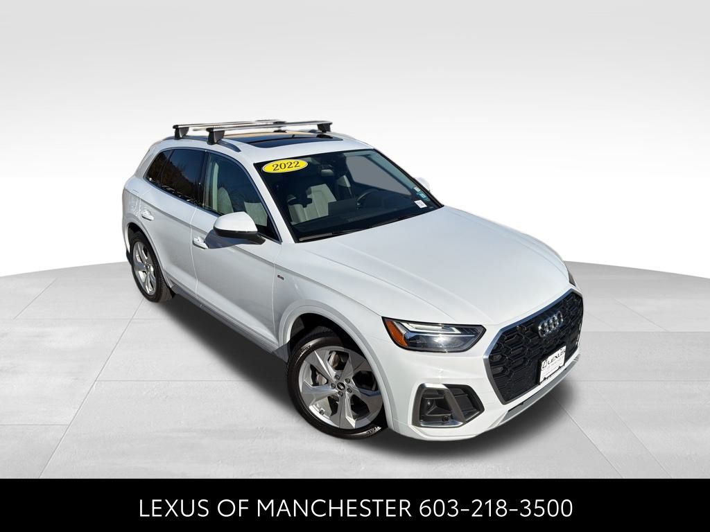 2022 Audi Q5 45 S line Premium Plus photo 3