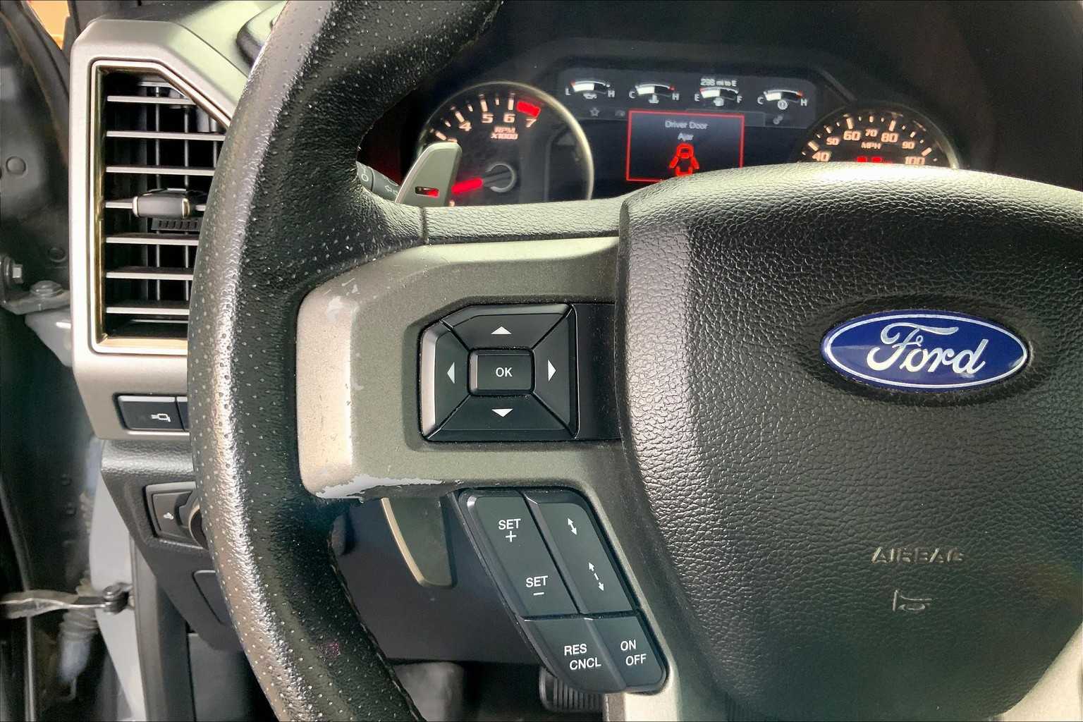 2018 Ford F-150 Raptor photo 21