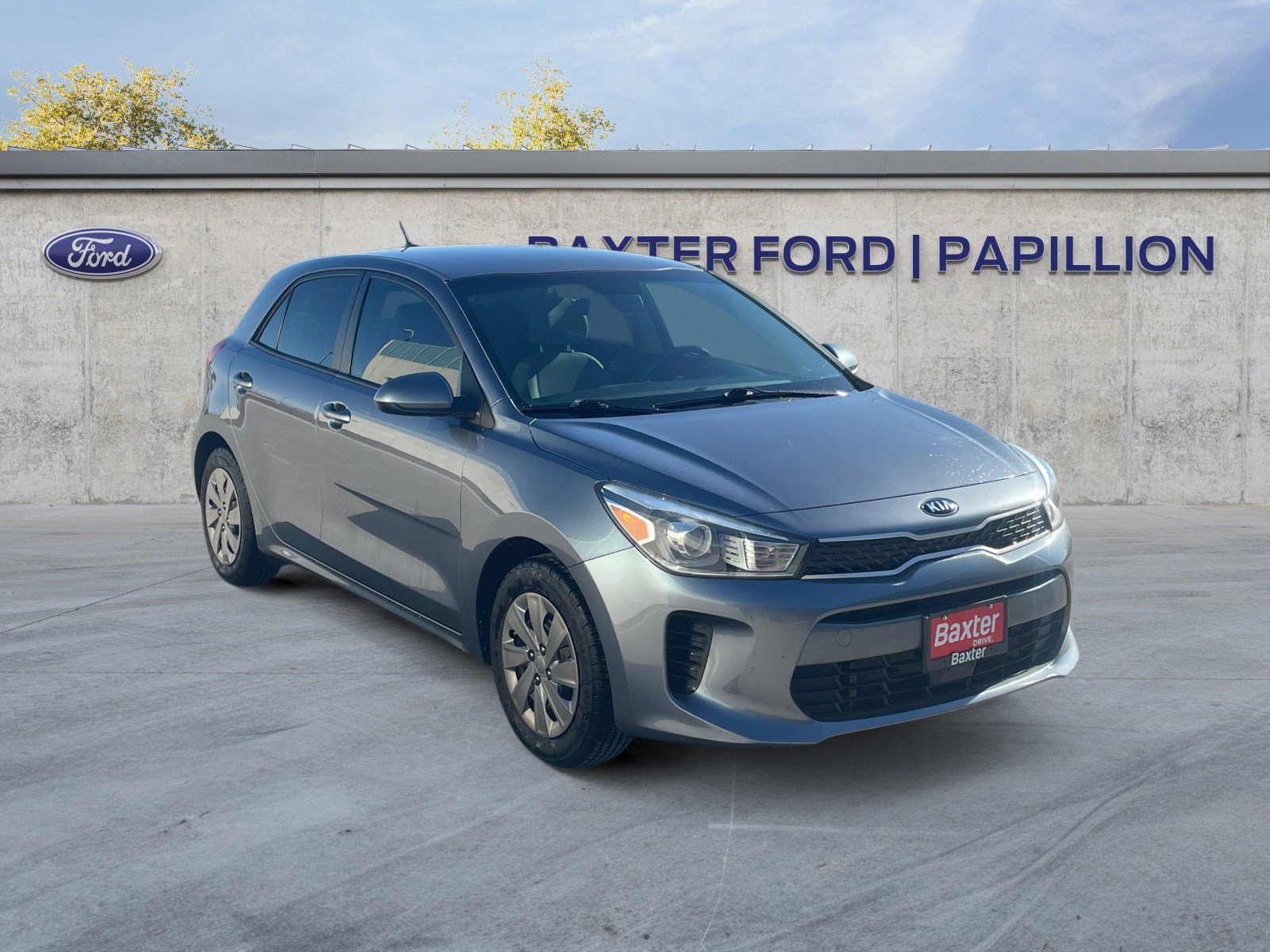 2020 Kia Rio 5-Door S's photo