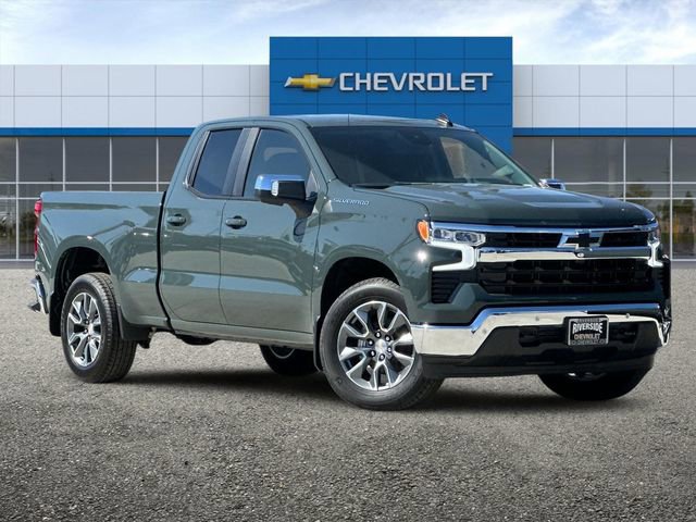 2025 Chevrolet Silverado 1500 LT photo 2