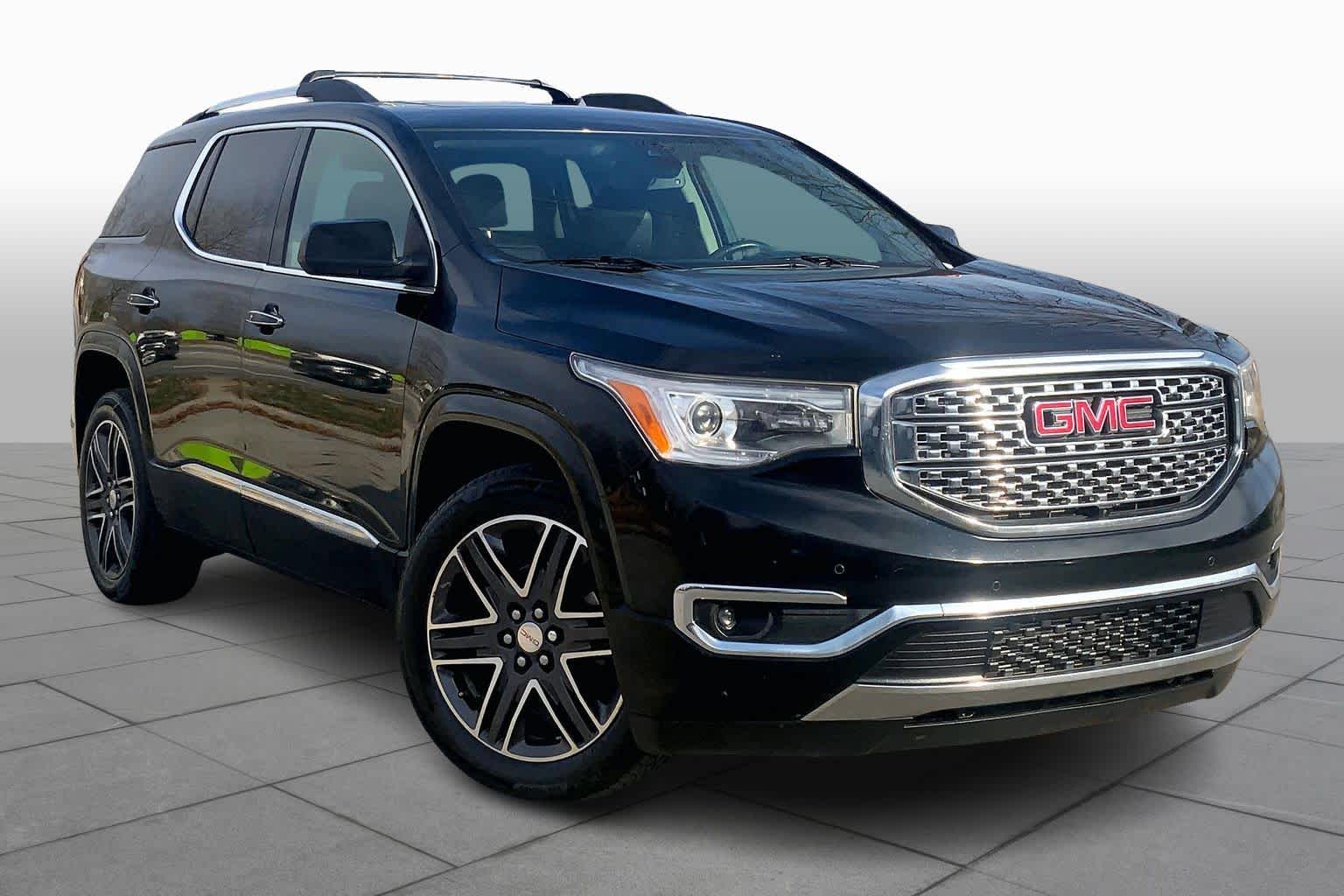 Used 2017 GMC Acadia Denali with VIN 1GKKNXLSXHZ308191 for sale in Kansas City
