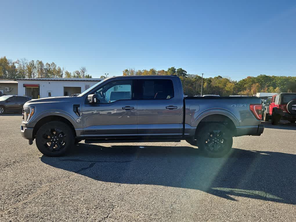 2023 Ford F-150 XLT photo 2