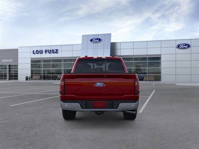 2025 Ford F-150 XLT photo 5