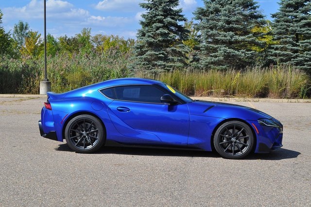 2023 Toyota Supra 3.0 photo 2