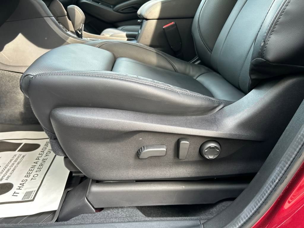 2025 Subaru Ascent Onyx Edition Touring photo 13