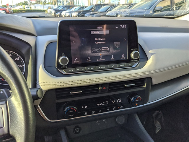2024 Nissan Rogue SV photo 20