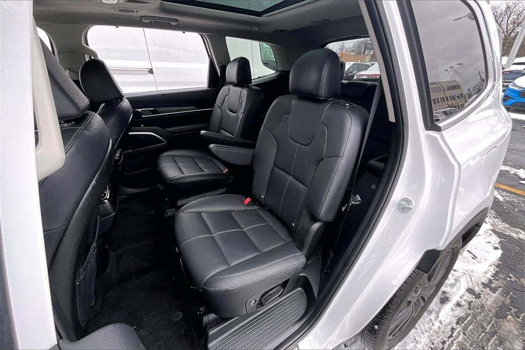 2022 KIA TELLURIDE - Image 23