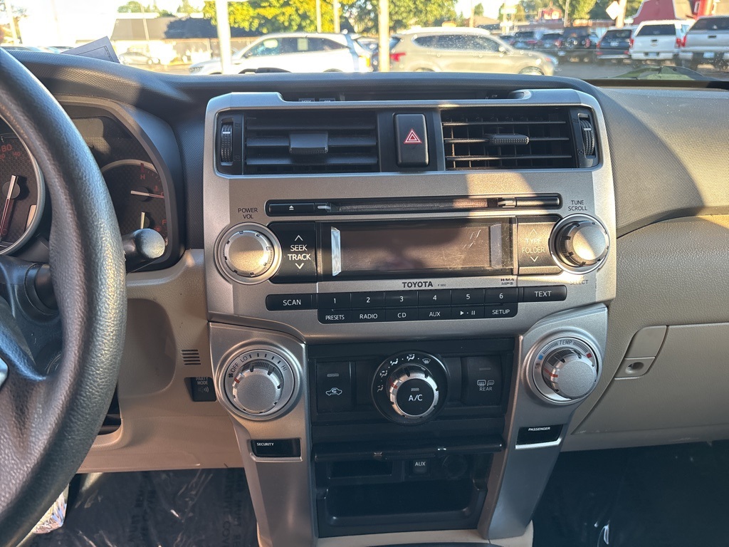 2011 Toyota 4Runner SR5 photo 19