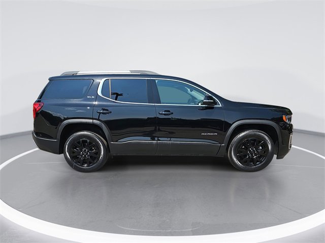 2022 Gmc Acadia SLE photo 2