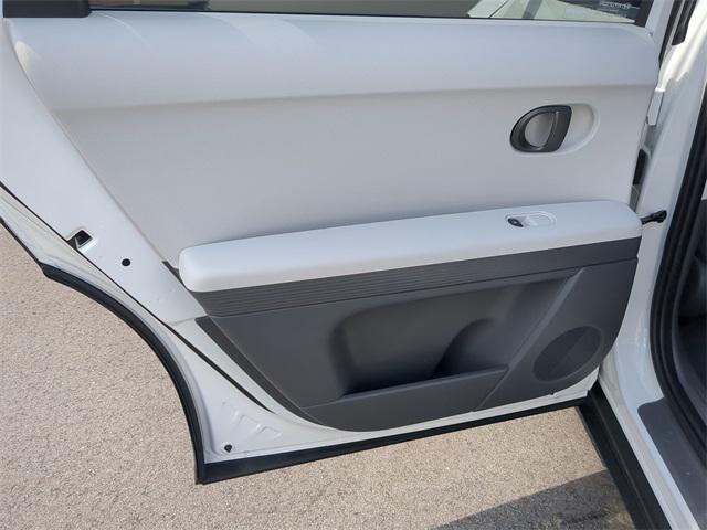 2025 Hyundai Ioniq 5 SE photo 22