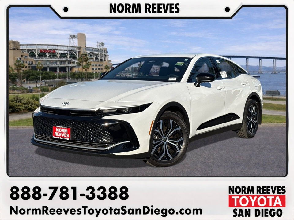 2026 Toyota Crown XLE's photo