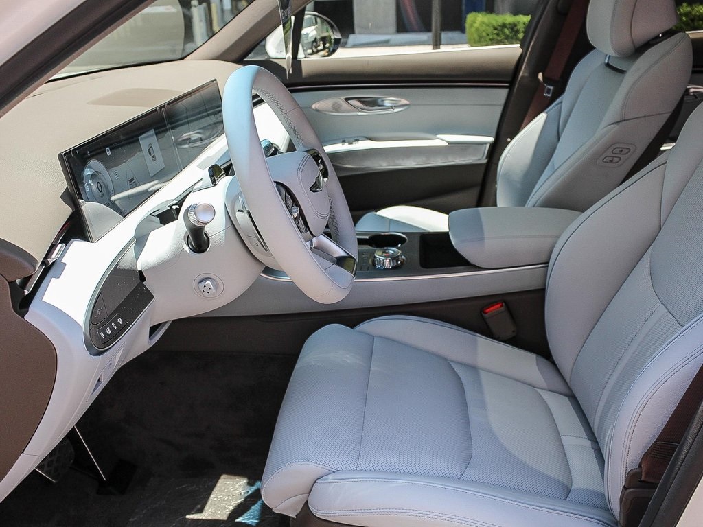 2026 Genesis Electrified GV70 Advanced photo 14