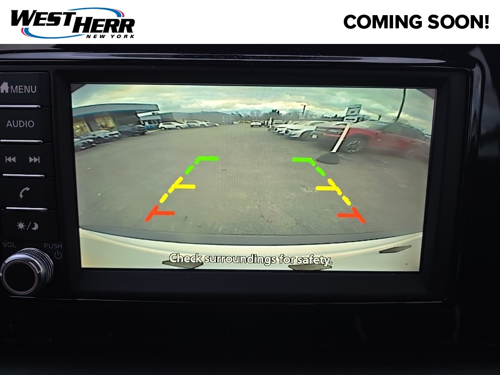 2025 Nissan Kicks S photo 4