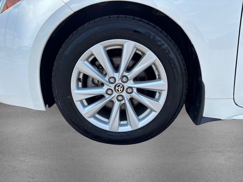 2023 Toyota Corolla SE photo 12