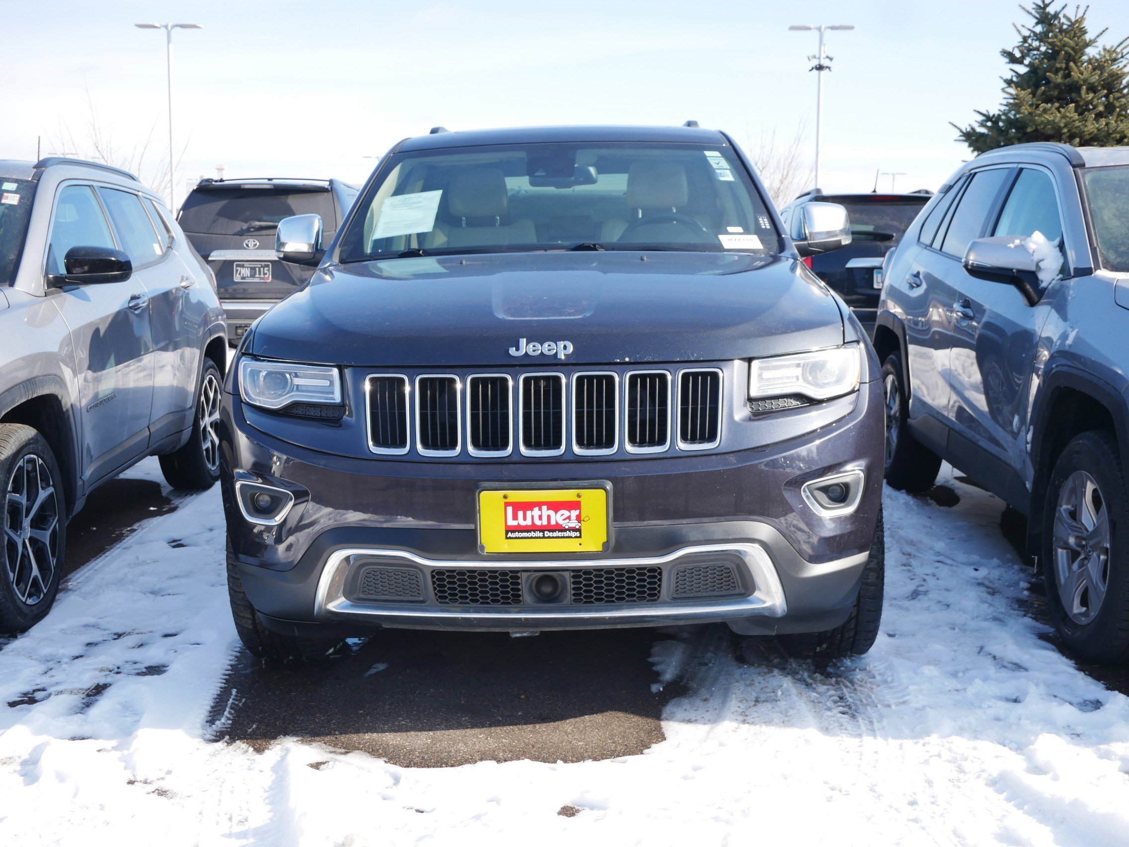 Used 2014 Jeep Grand Cherokee Limited with VIN 1C4RJFBG1EC467449 for sale in Brooklyn Center, Minnesota
