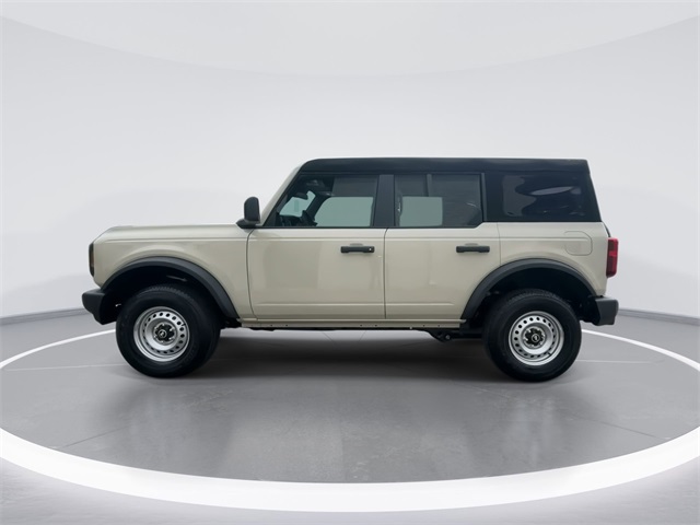 2025 Ford Bronco Base photo 5