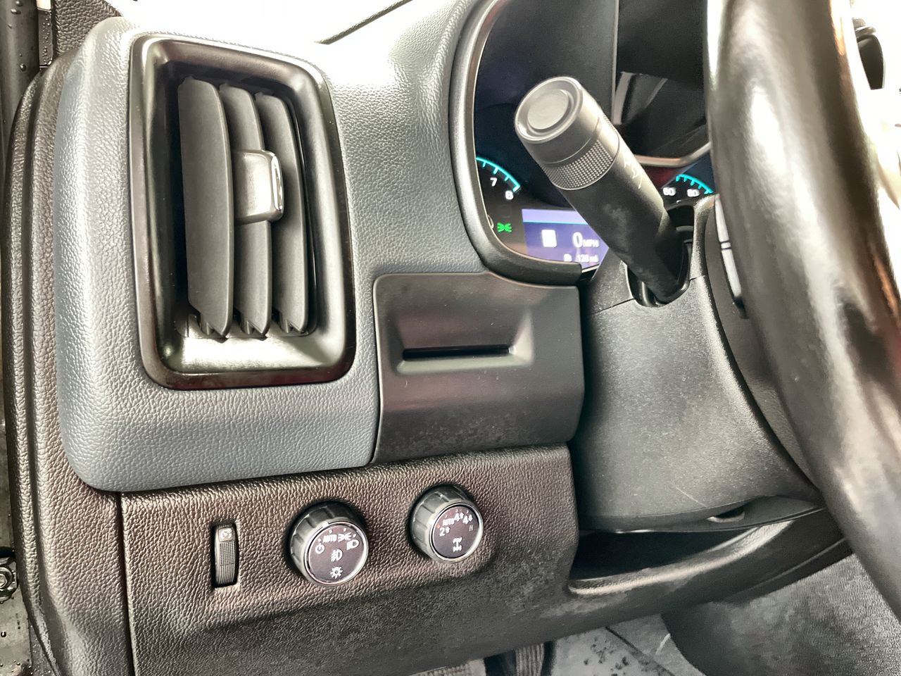 2020 Chevrolet Colorado Z71 photo 18
