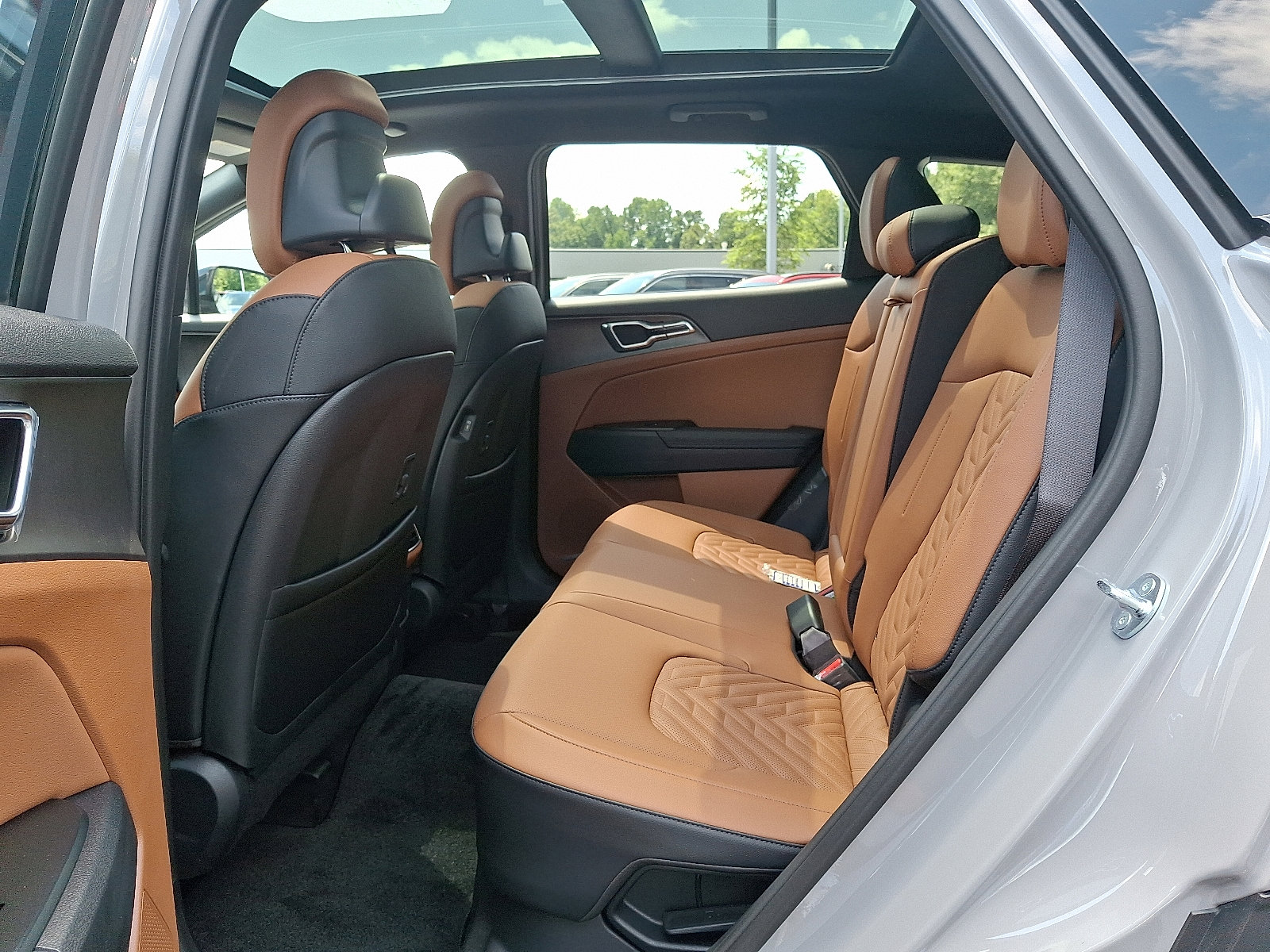 2026 Kia Sportage Hybrid X-Line photo 4
