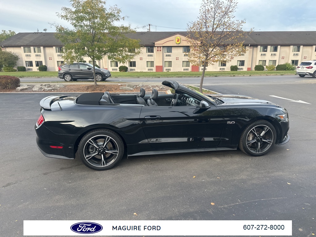 2016 Ford Mustang GT Premium California Special photo 19