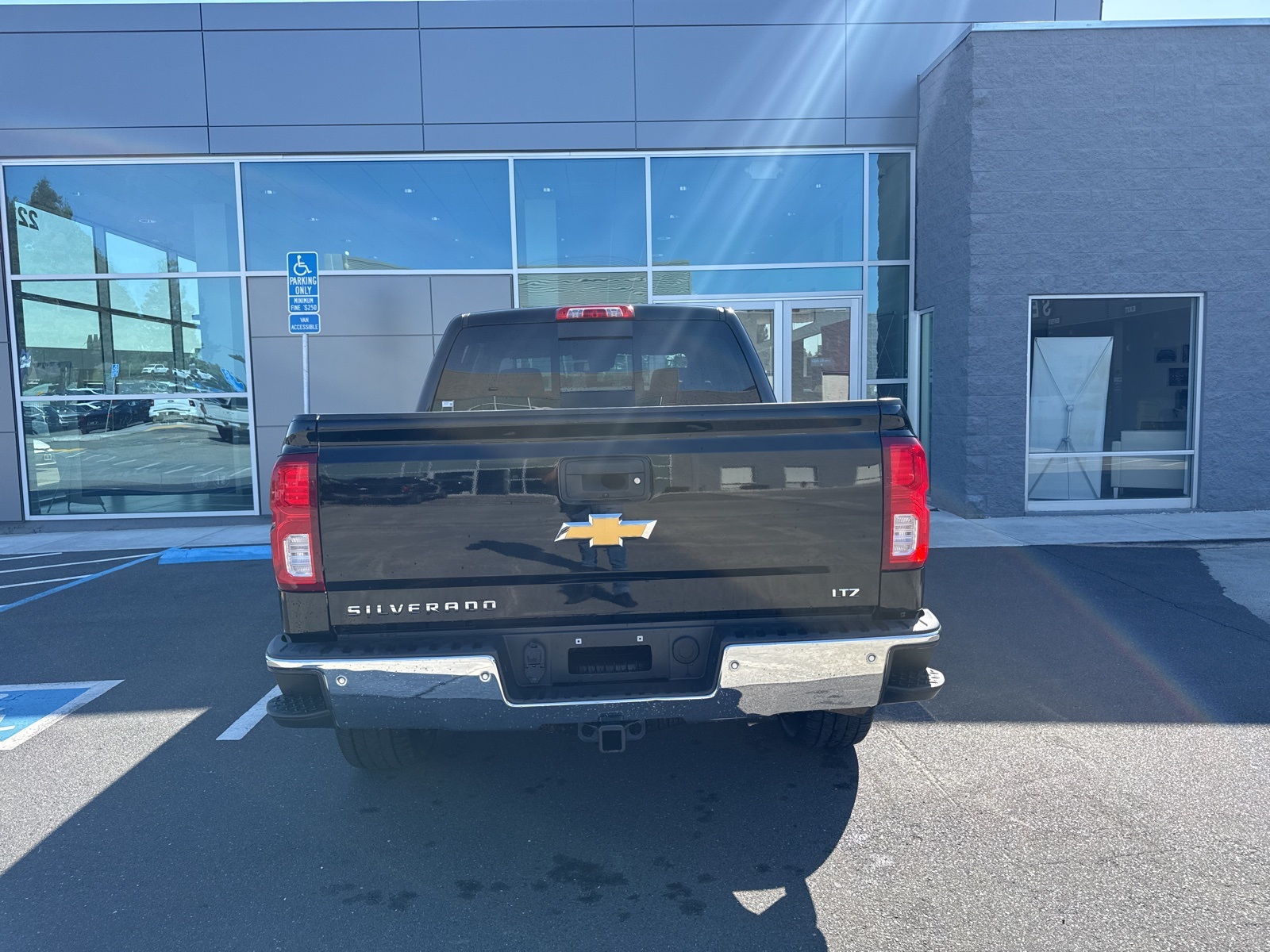 2018 Chevrolet Silverado 1500 LTZ photo 7