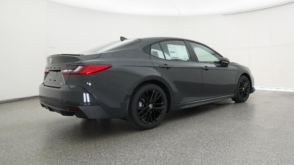 2025 Toyota Camry SE photo 21