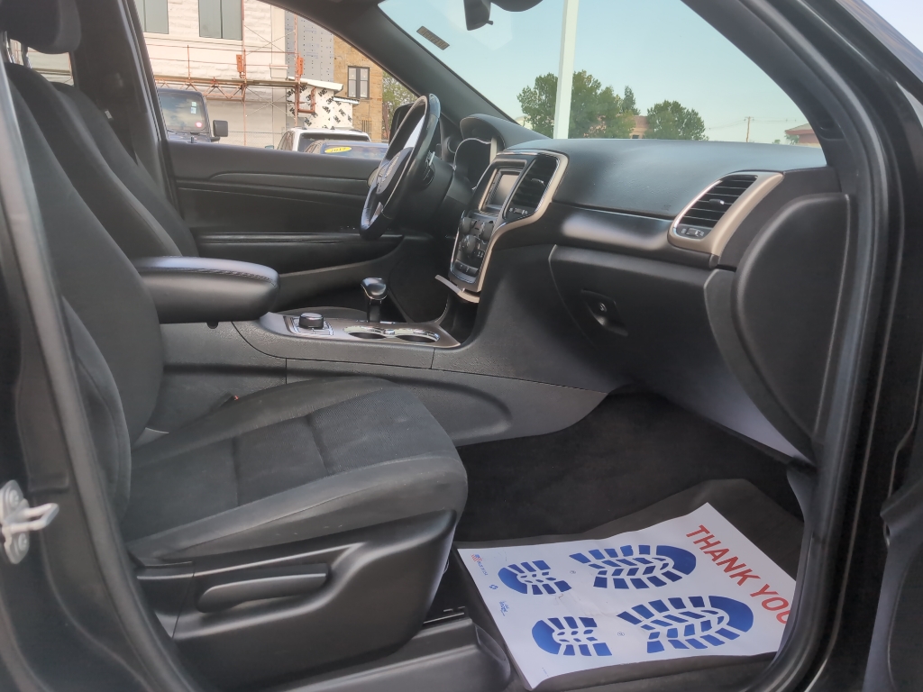 2015 Jeep Grand Cherokee Laredo photo 26