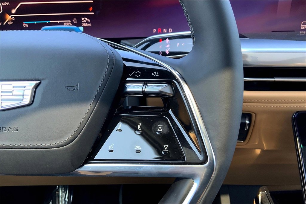2025 Cadillac Escalade IQ Luxury photo 21