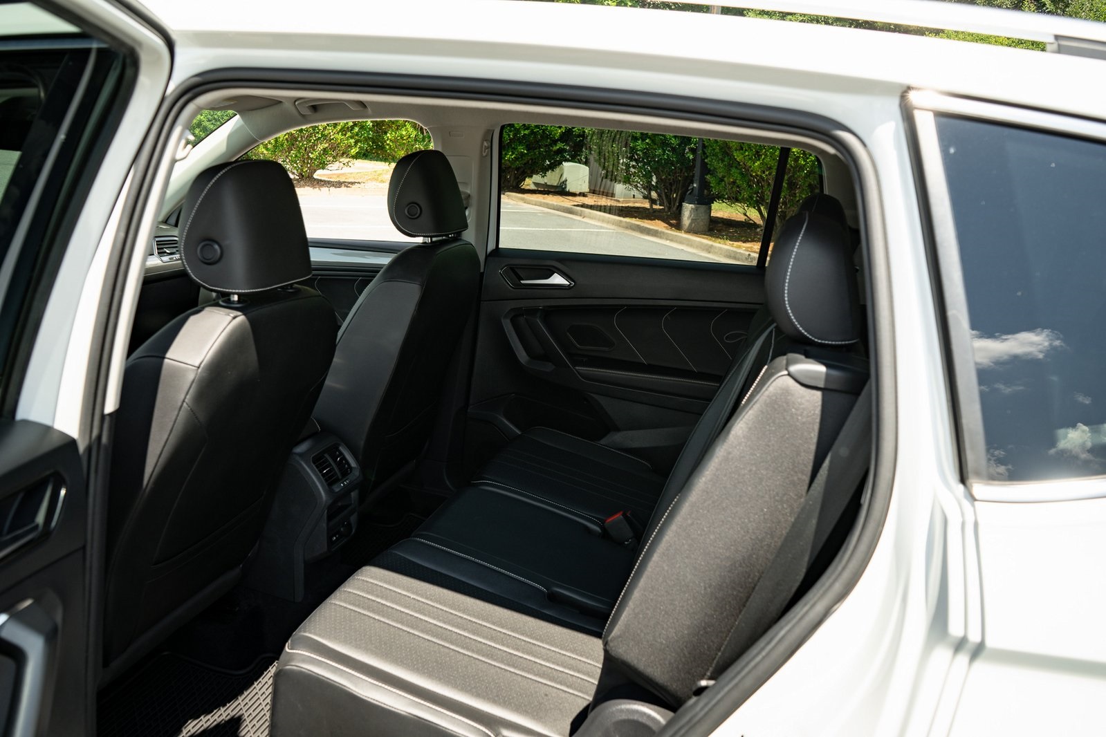 2022 Volkswagen Tiguan SE photo 15