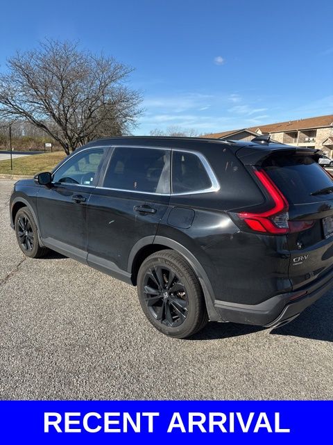 2023 Honda CR-V Sport Touring photo 3