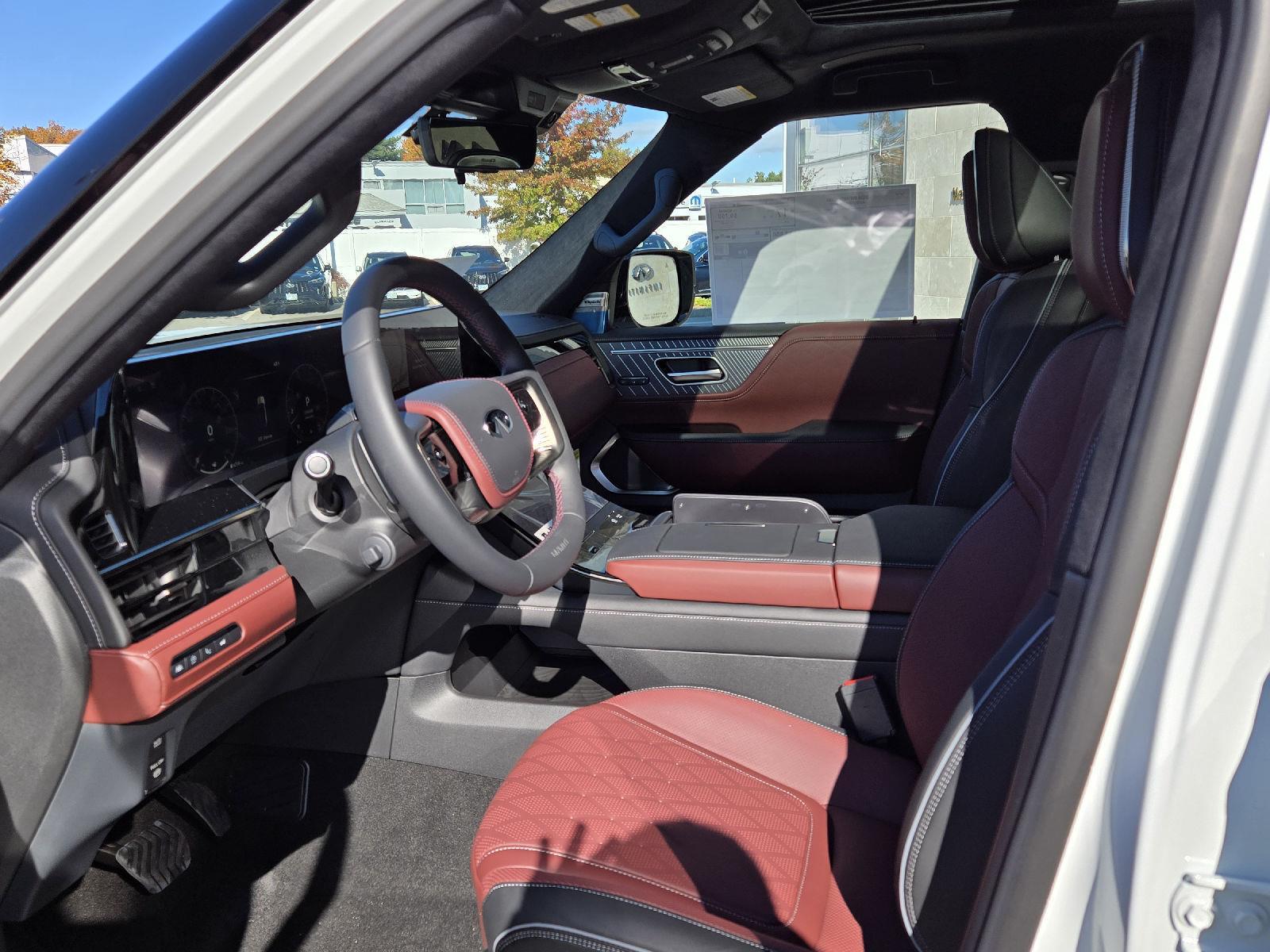 2026 Infiniti QX80 photo 3