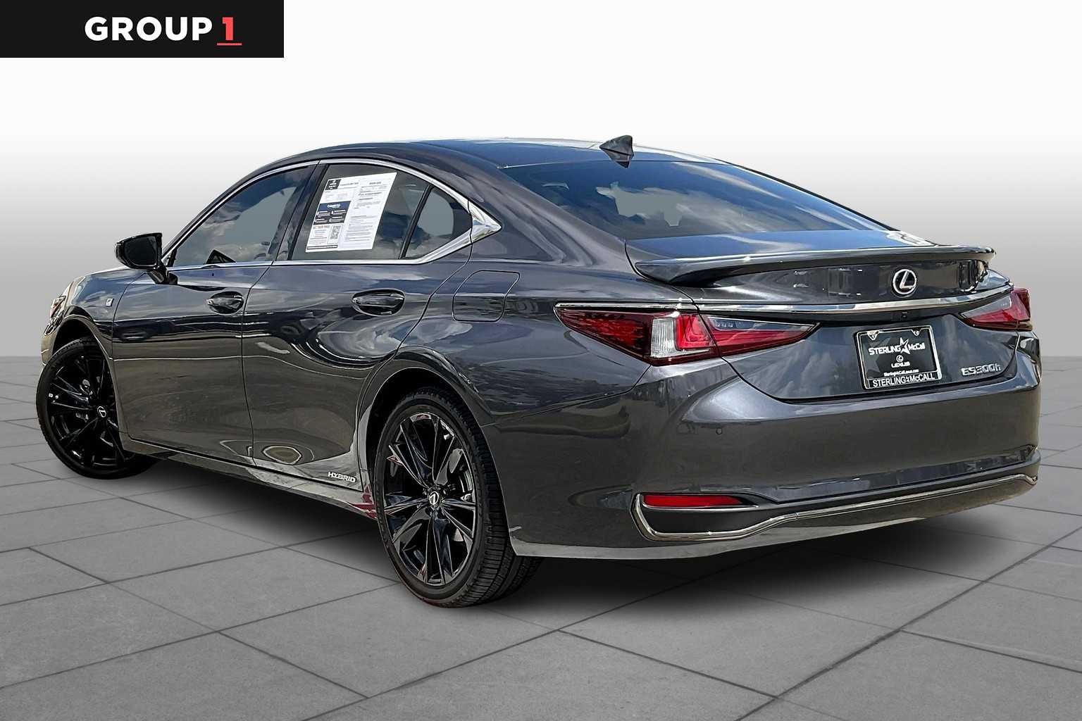2022 Lexus ES F SPORT photo 10