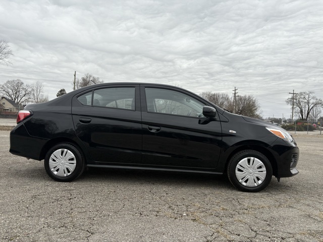 2024 Mitsubishi Mirage G4 ES photo 5