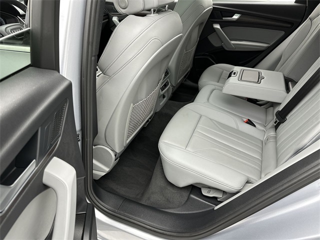 2022 Audi Q5 Sportback 45 S line Premium Plus photo 11