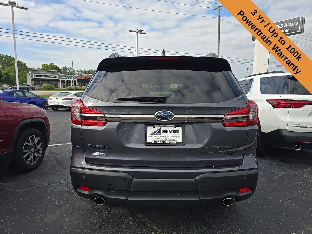 2022 Subaru Ascent Onyx Edition photo 4