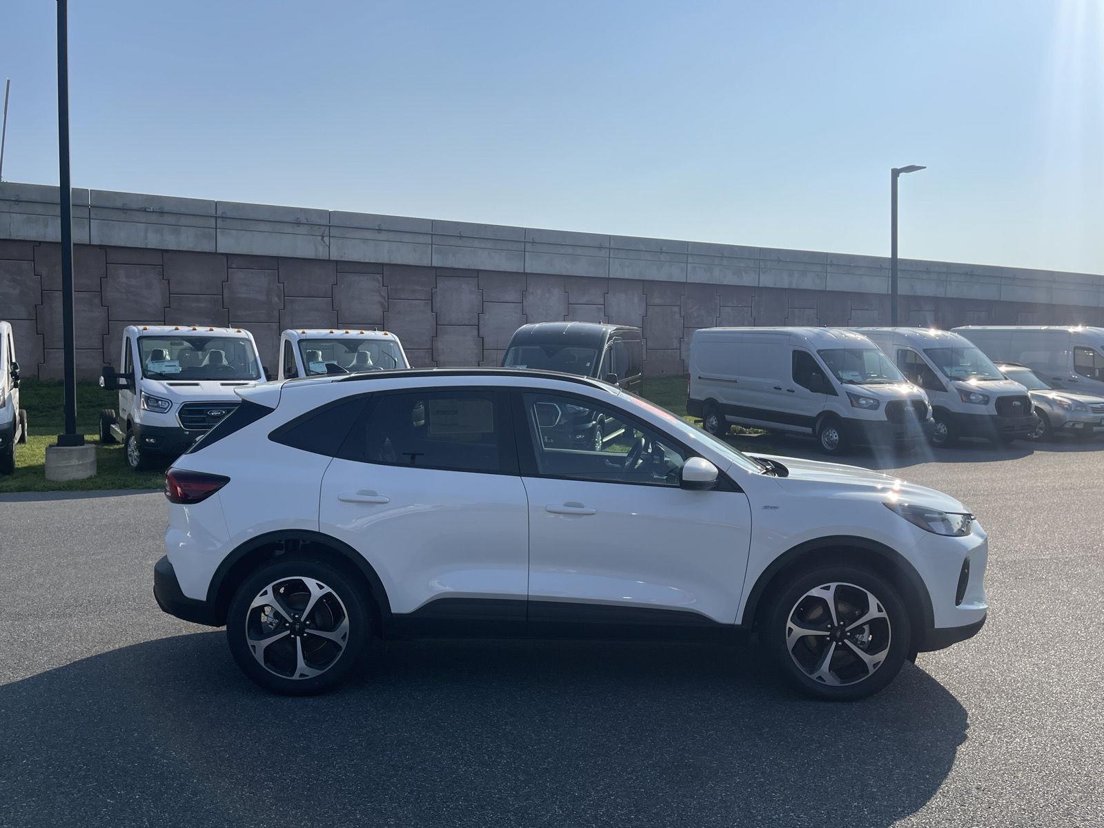 2025 Ford Escape ST-Line Select photo 11