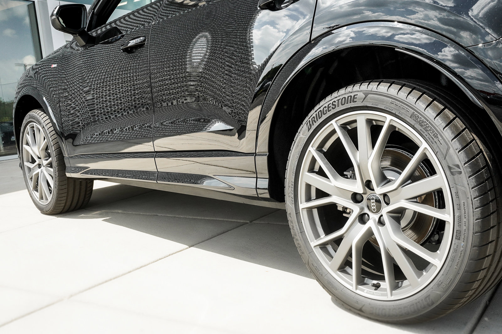 2025 Audi Q3 S line Premium Plus photo 27