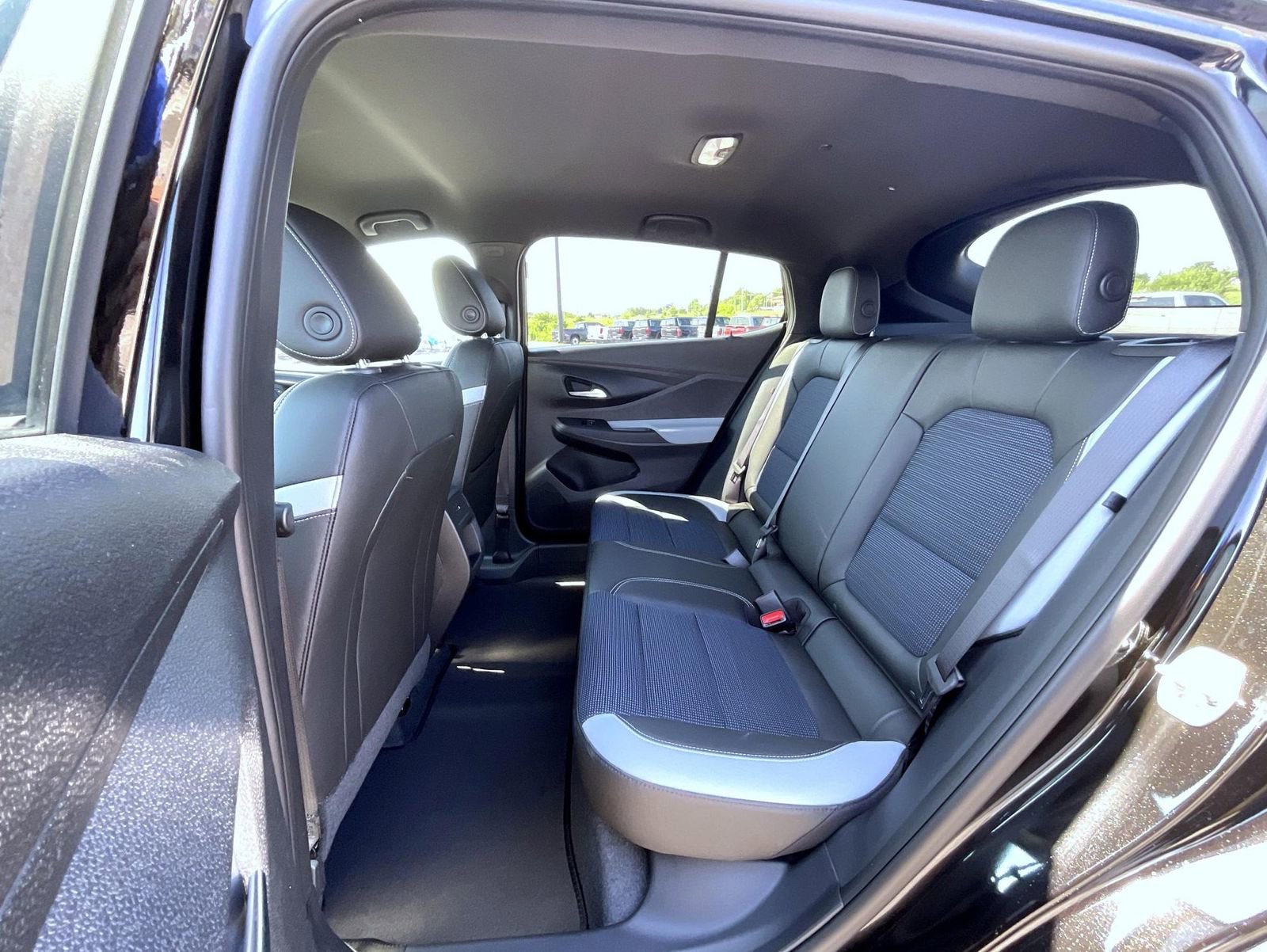 2025 Buick Envista Preferred photo 19