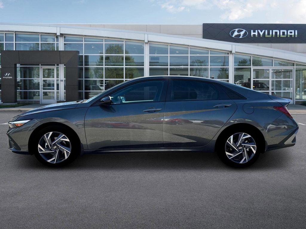 2025 Hyundai Elantra Hybrid SEL Sport photo 3