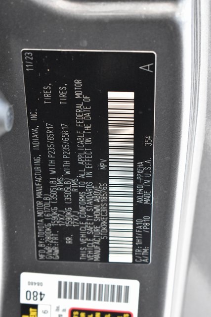 2024 Toyota Sienna LE photo 22